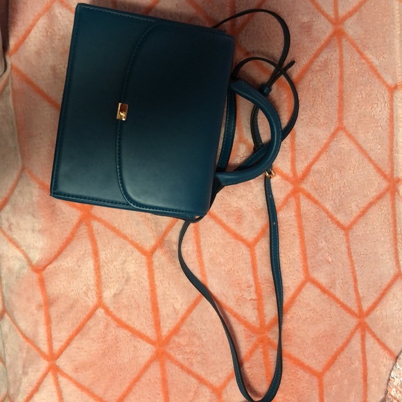 Purse - Picture 4 of 5